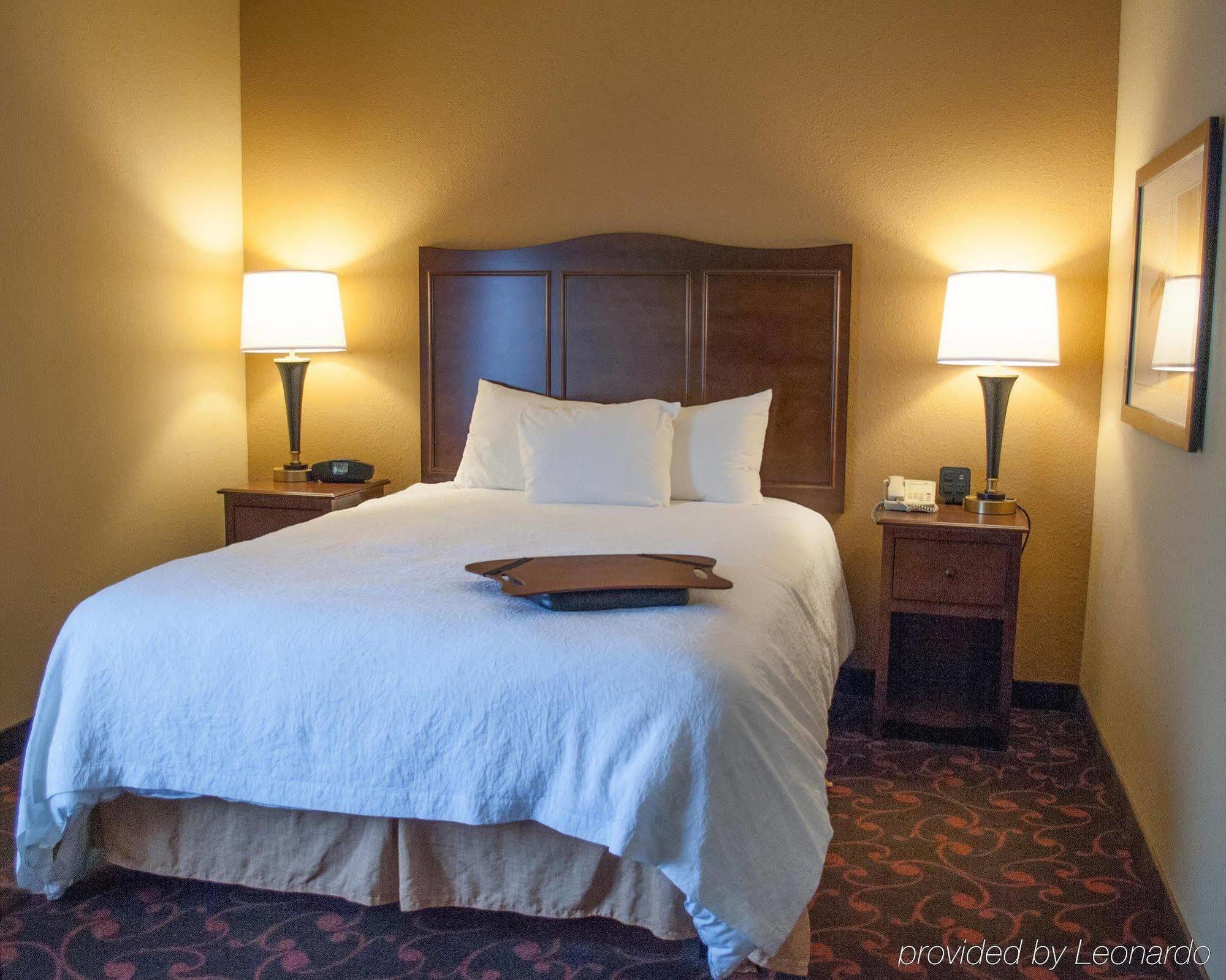 Larkspur Landing Carlisle Hotel Bagian luar foto