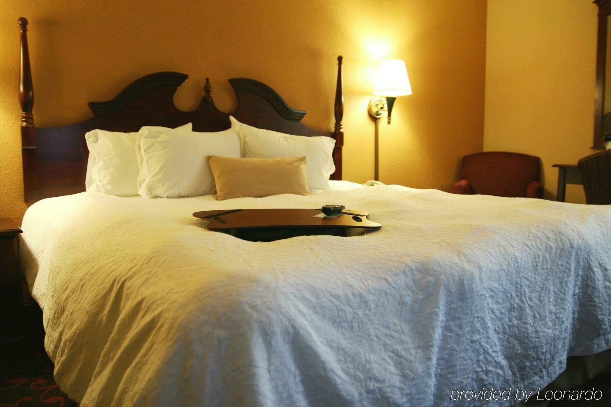 Larkspur Landing Carlisle Hotel Bagian luar foto